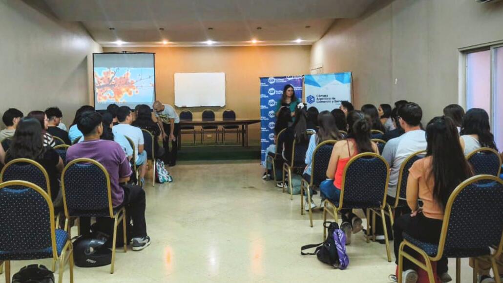 Global Solutions apuesta al talento local: Dimos inicio a la Academia de Ventas 2026